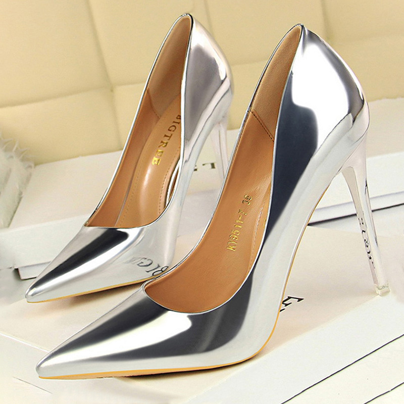 Shoe Tree - BIGTREE أحذية امرأة مضخات براءات الاختراع