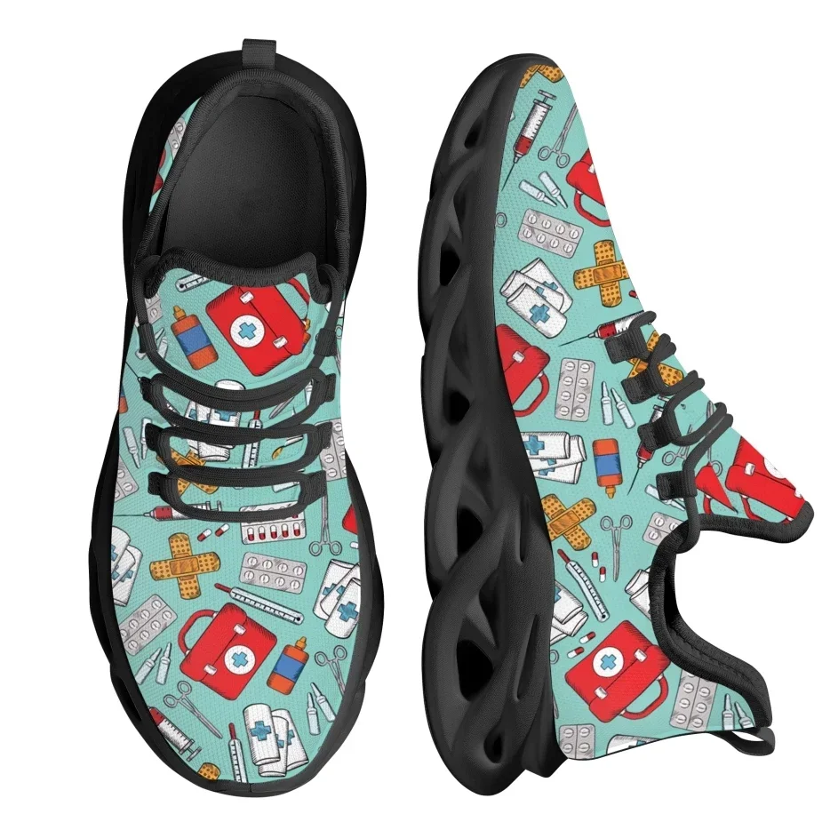 أحذية رياضية نسائية مصممة خصيص - مراجعة Sneaker Box وسعره