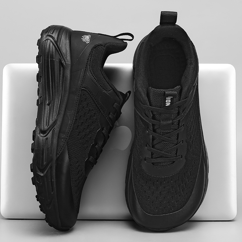 أحذية رياضية واسعة الصندوق لأص - مراجعة Sneaker Box وسعره