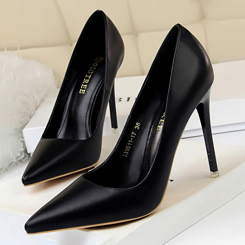 BIGTREE أحذية النساء مضخات كعو - مراجعة Shoe Tree وسعره